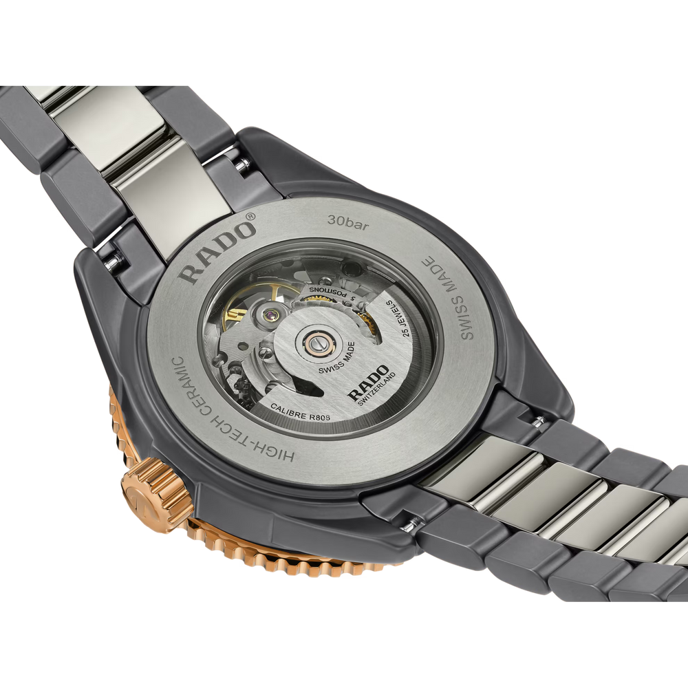 Captain Cook High-Tech Ceramic Skeleton