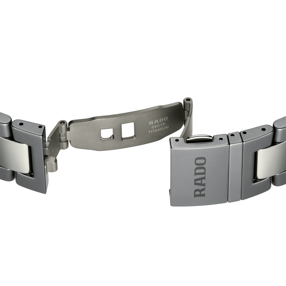 Captain Cook High-Tech Ceramic Skeleton