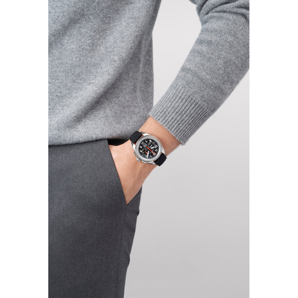Pilot Big Date Flyback