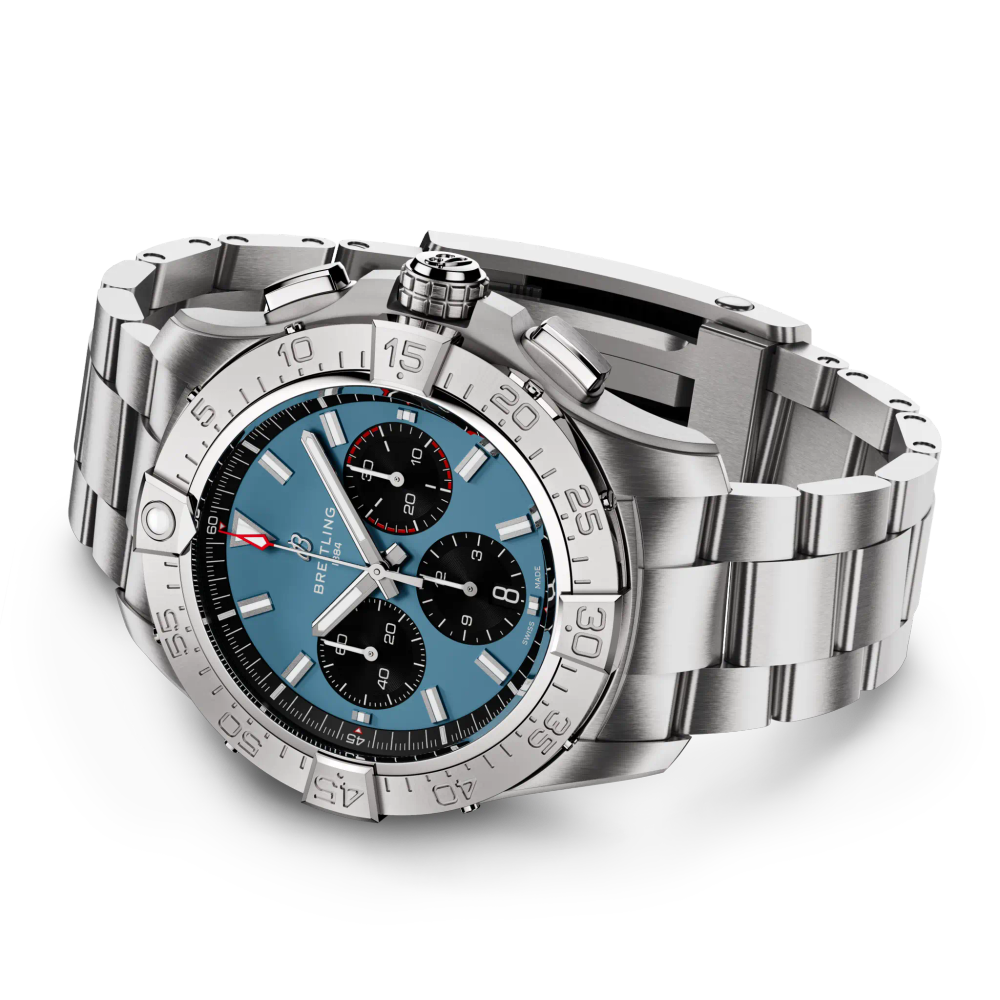 Avenger B01 Chronograph 44