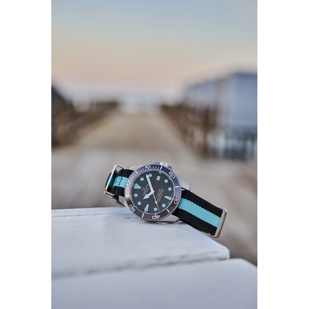 DS Action Diver 38mm Powermatic 80