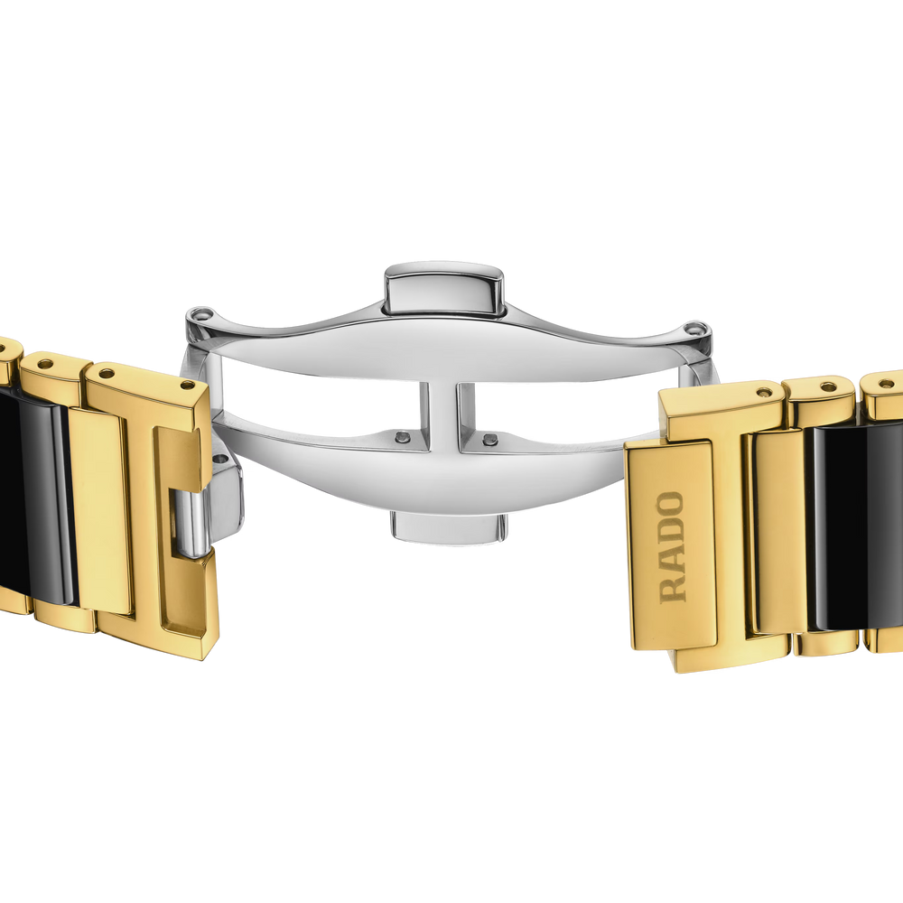 Integral Diamonds