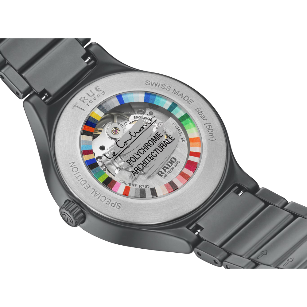 True Round x Les Couleurs® Le Corbusier®