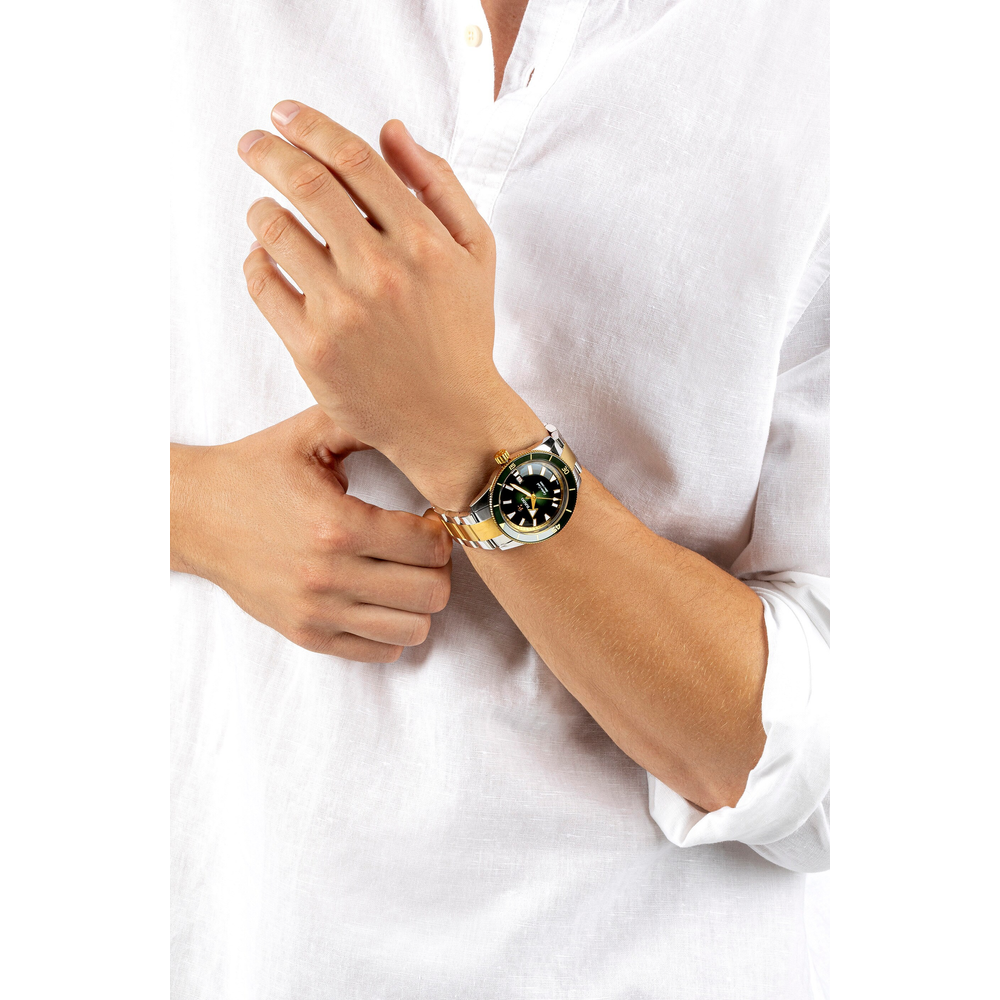 Captain Cook Automatic