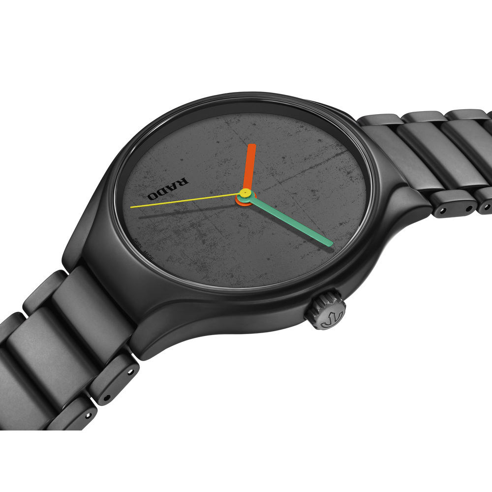 True Round x Les Couleurs® Le Corbusier®