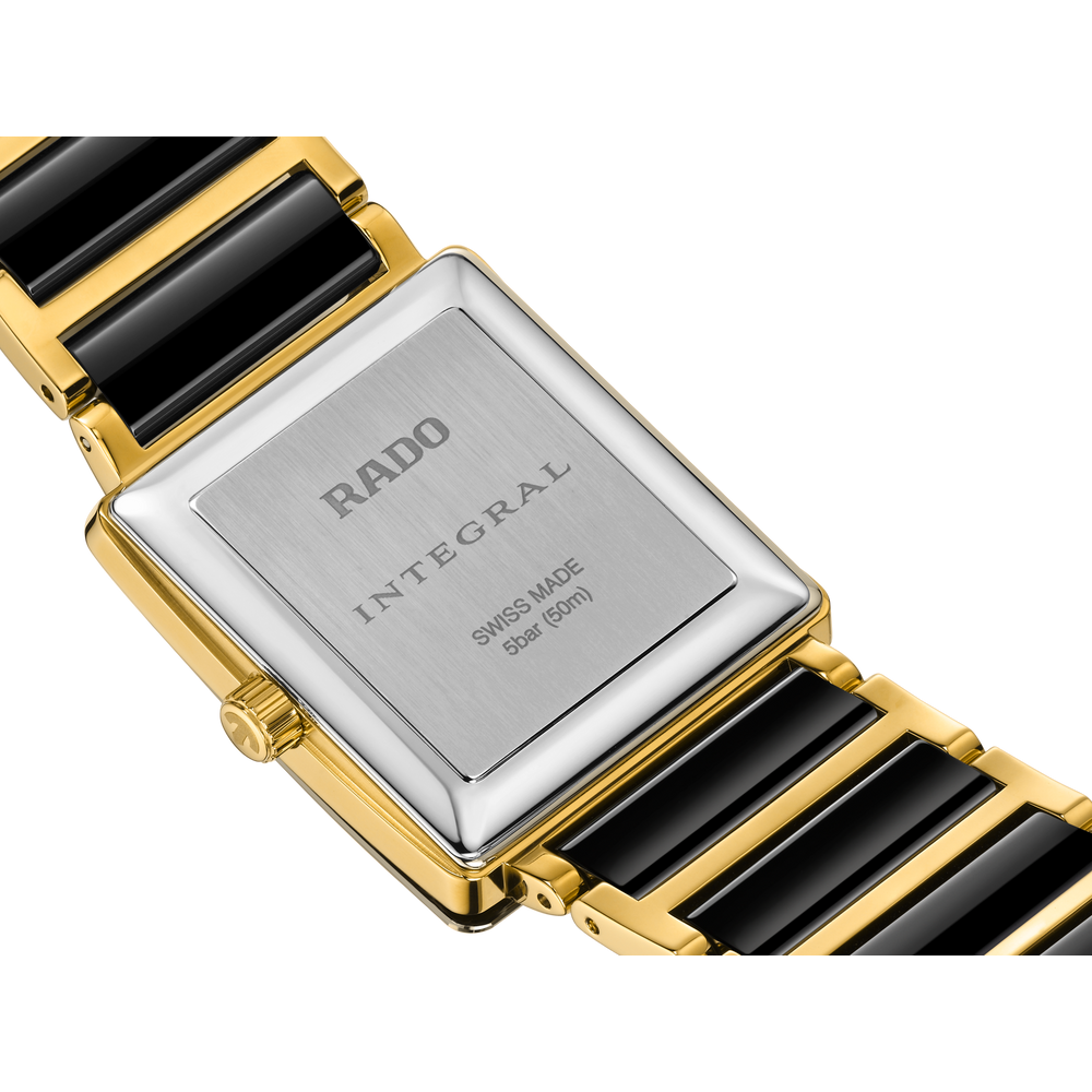 Integral Diamonds