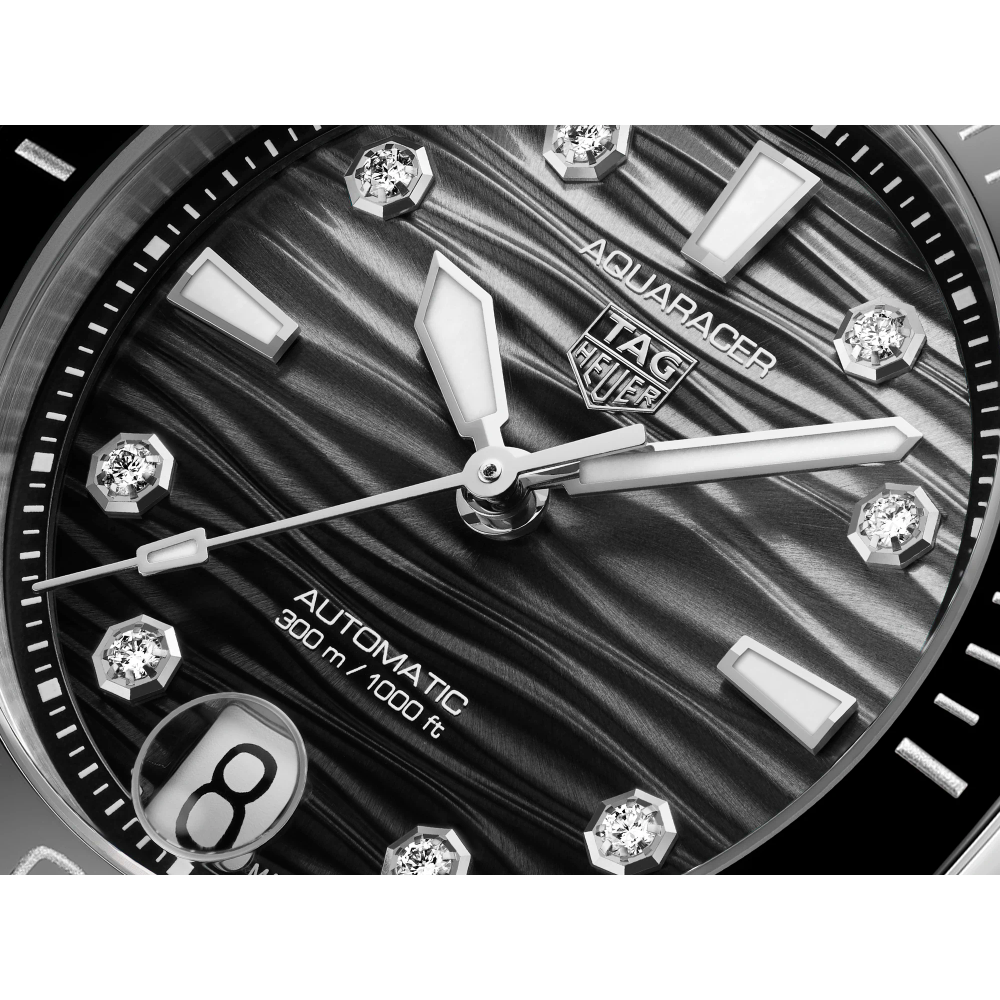 Aquaracer Professional 300 Date